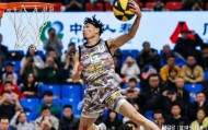 芒果体育登录入口-男篮40岁老将夺冠！张镇麟宿敌获美国扣篮王：转手送陌生人一辆车